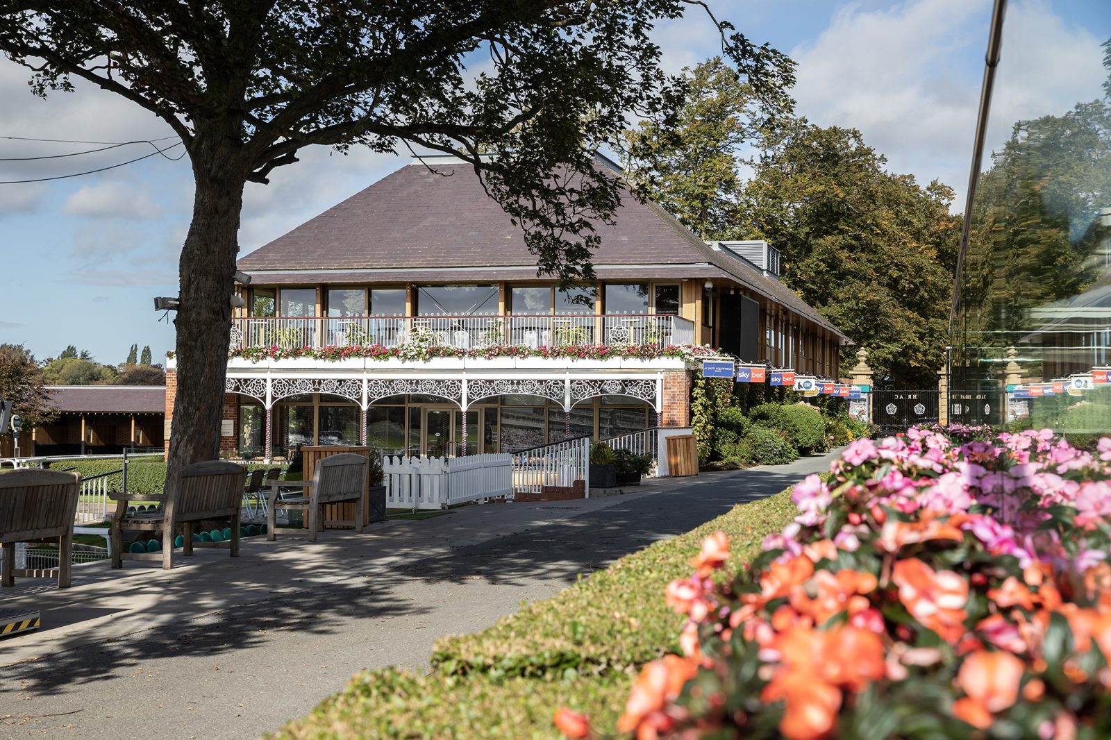 Parade Ring Restaurant