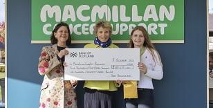 YORK RACECOURSE 2022 FUNDRAISING APPROACHES £500k FOR MACMILLAN CANCER SUPPORT