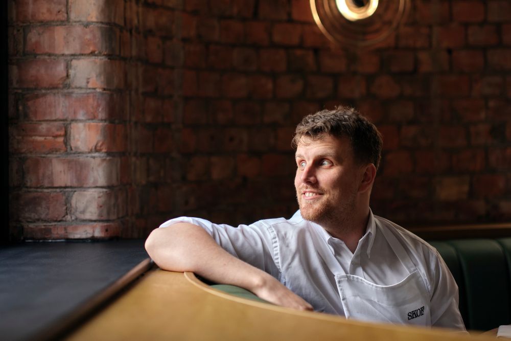 Chef Tom Barnes returns to York Racecourse