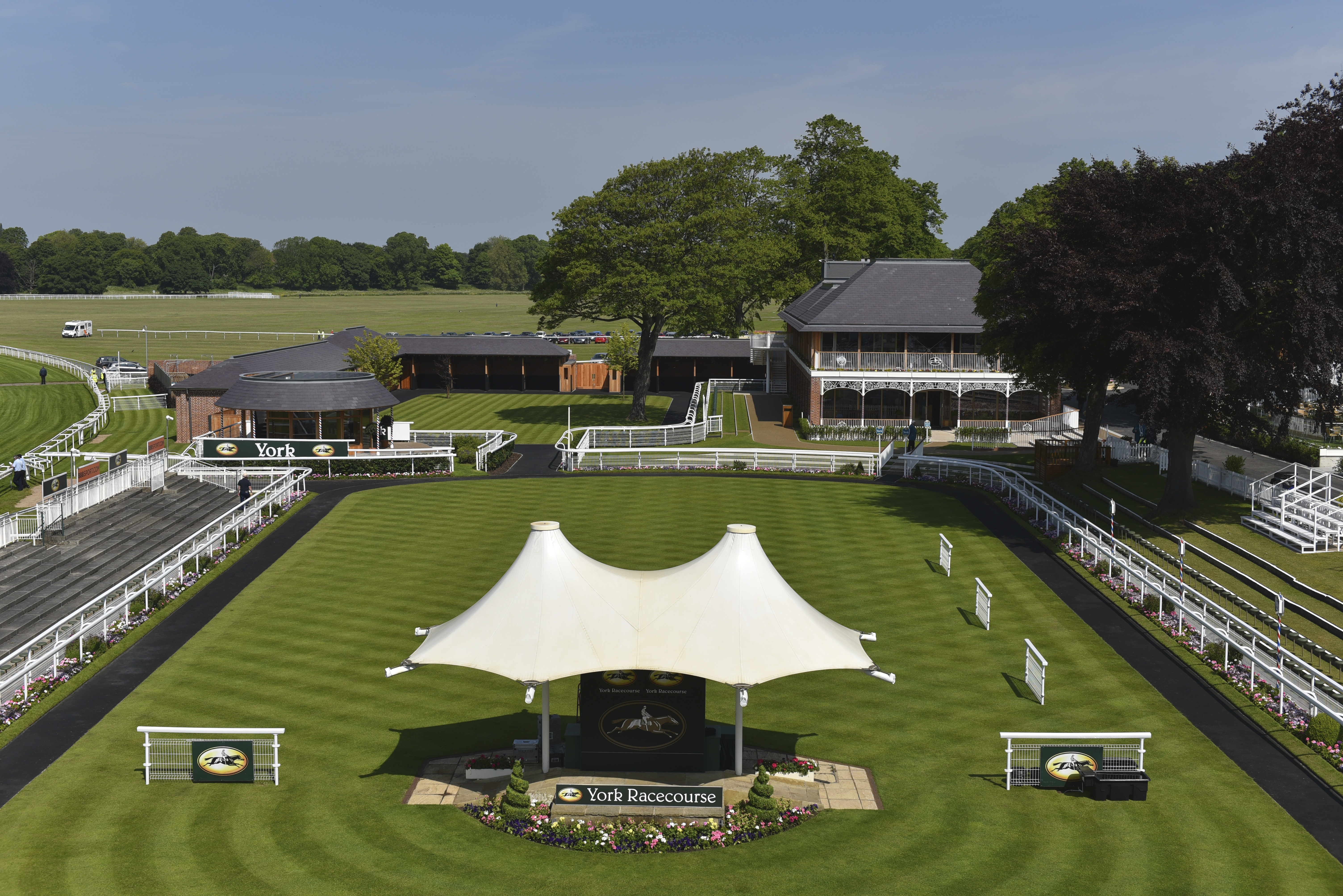 York Racecourse delighted to win Design Award